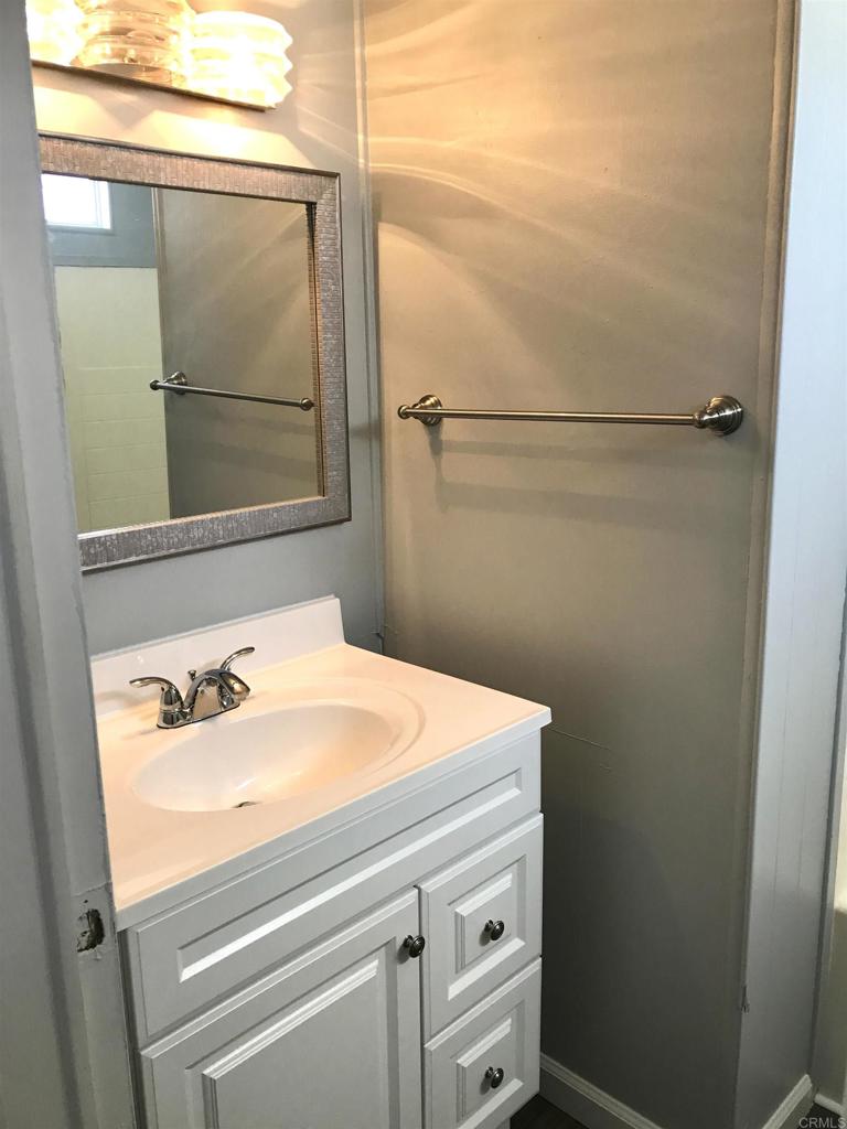 150 S Rancho Santa Fe 44