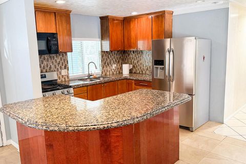 Photo of 10 Box C Drive, Palm Desert, CA 92260 (MLS # 219132225DA) Photo of 10 Box C Drive, Palm Desert, CA 92260 (MLS # 219132225DA)