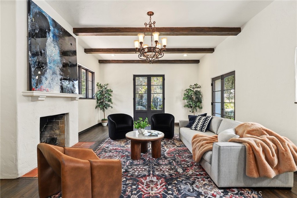 Properties 3 2297 Midlothian Drive