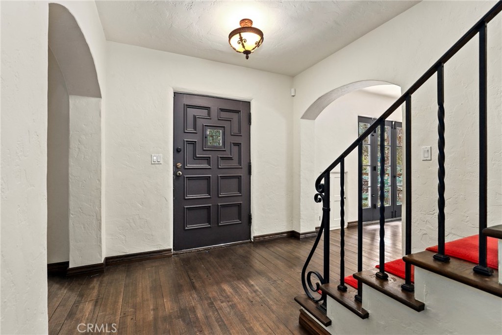 Properties 2 2297 Midlothian Drive