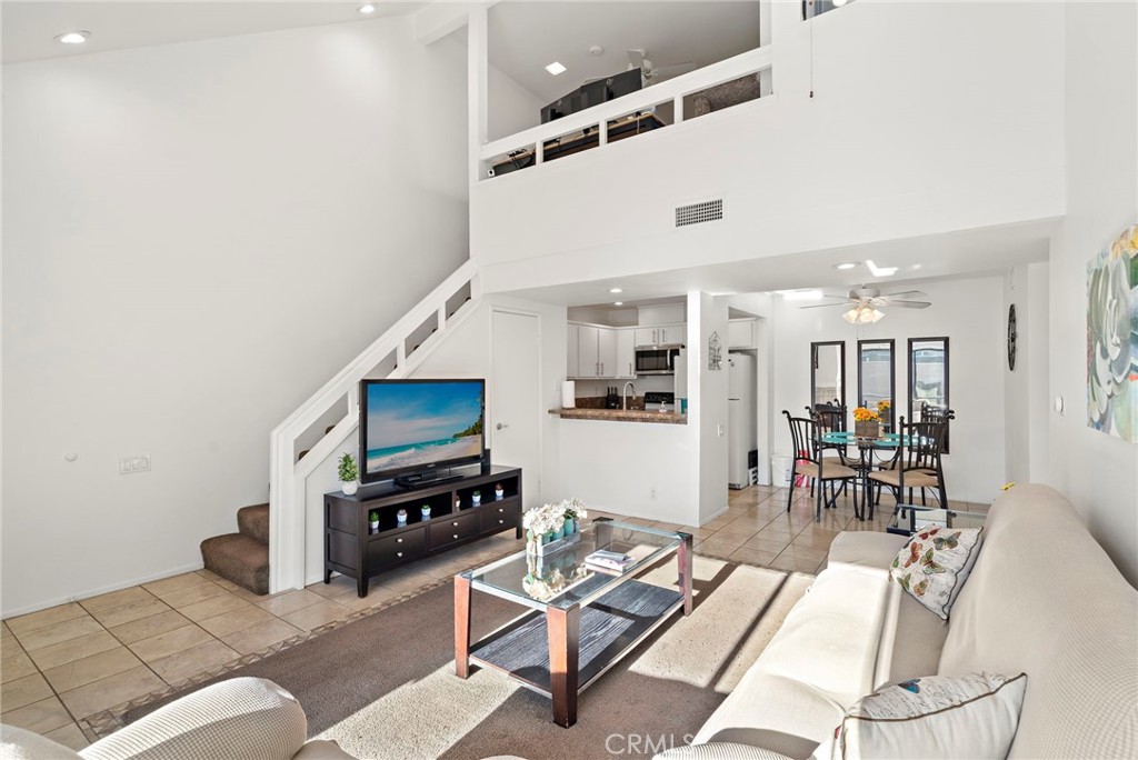 25761 Le Parc 82