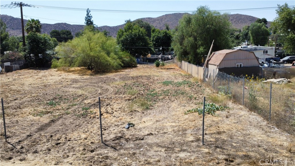 Nice flat level lot in Homeland CA is available. All utilities are on the property line. Growing area. Lot fronts Hwy 74. Zoning is RR (Rural Residential)