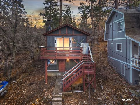 245 Vista Sugarloaf CA 92386