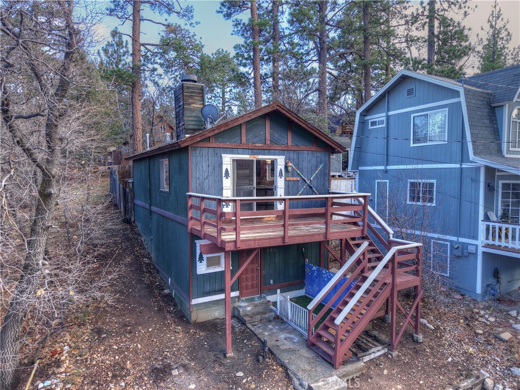 245 Vista