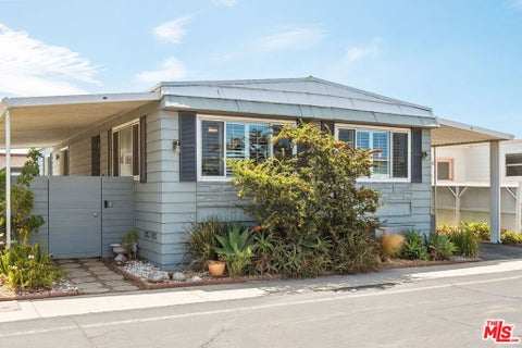 Photo of 29500 Heathercliff Road #9, Malibu, CA 90265 (MLS # 26862891)