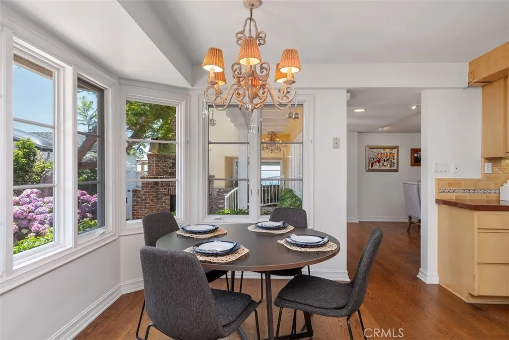 Laguna Beach, California 92651, United States, 3 Bedrooms Bedrooms, ,3 BathroomsBathrooms,Residential,Active,152045