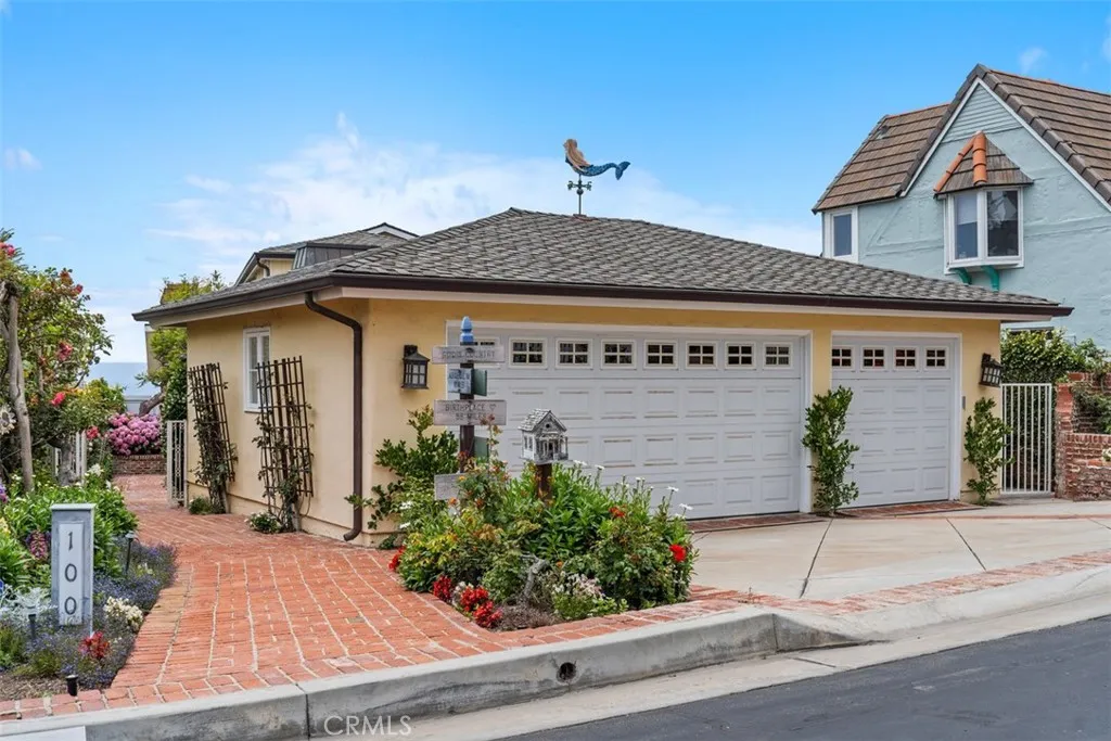 Laguna Beach, California 92651, United States, 3 Bedrooms Bedrooms, ,3 BathroomsBathrooms,Residential,Active,152045