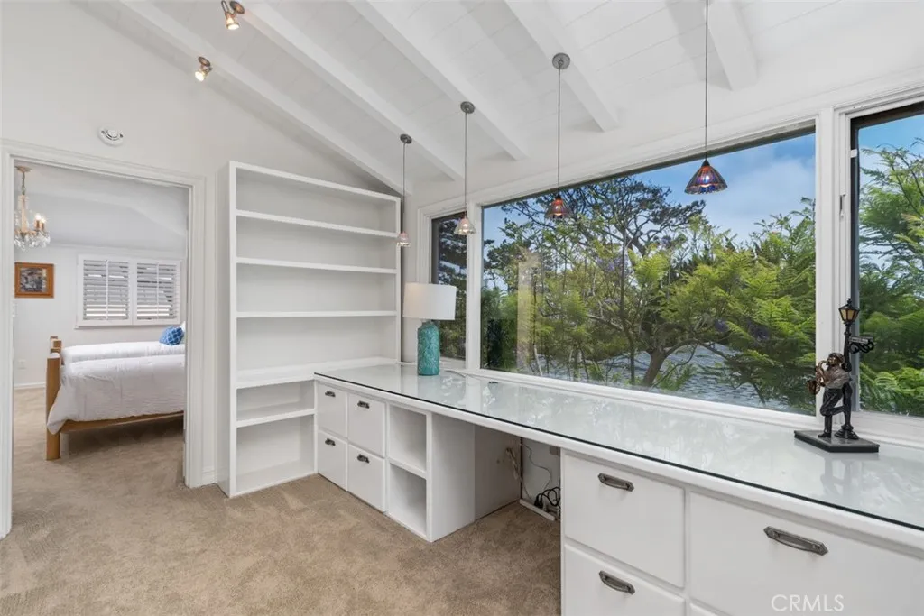 Laguna Beach, California 92651, United States, 3 Bedrooms Bedrooms, ,3 BathroomsBathrooms,Residential,Active,152045