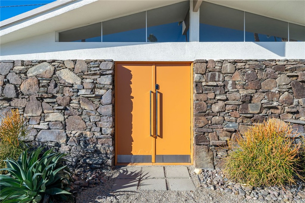 Indian Canyon Villas (33456) - Residential Income