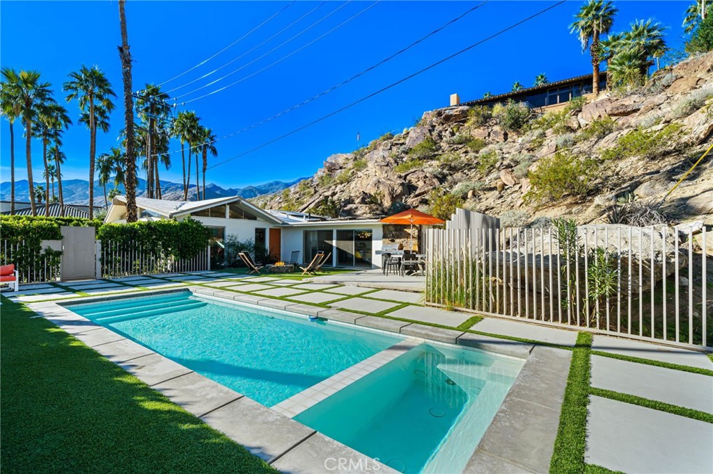 Indian Canyon Villas (33456) - Residential Income