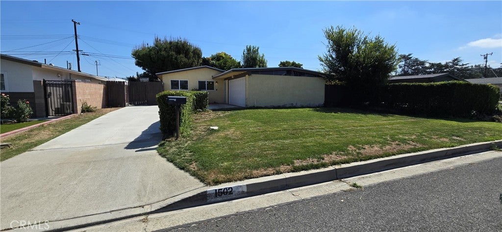 Properties 1 1502 Lyndhurst
