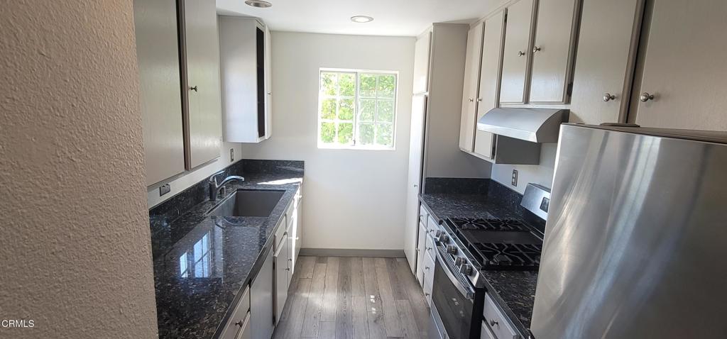 Las Brisas - Residential