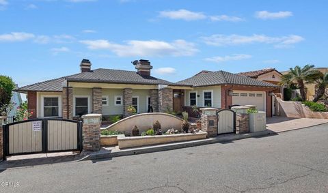 Tiny photo for 2346 Sunset Drive, Ventura, CA 93001 (MLS # V1-34922)