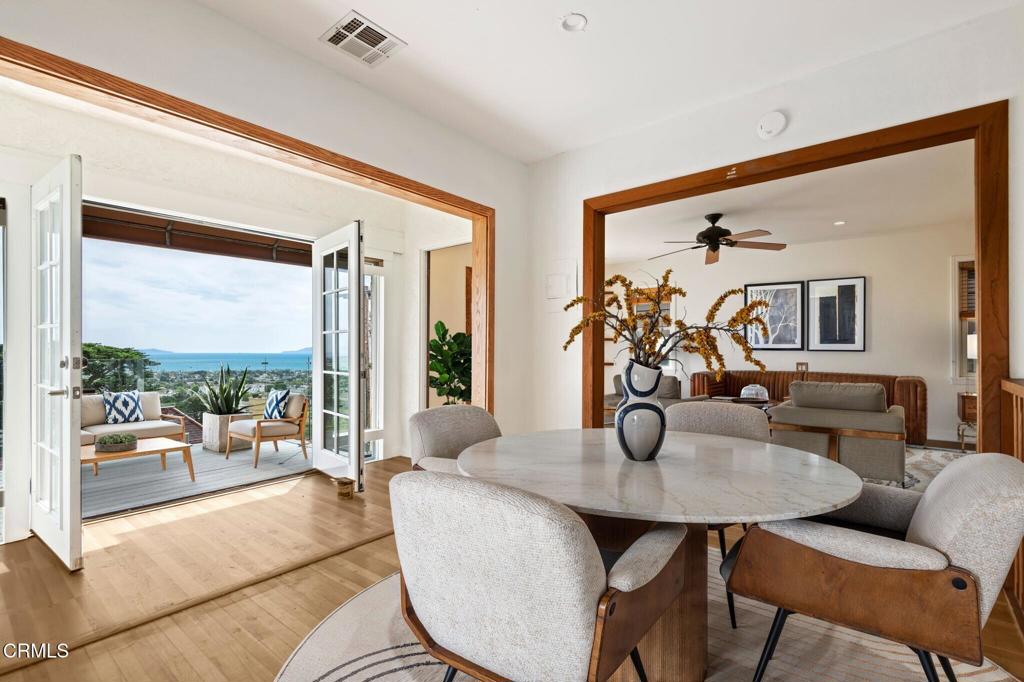 Ventura, California, 93001, United States, 3 Bedrooms Bedrooms, ,2 BathroomsBathrooms,Residential,Active,2031408