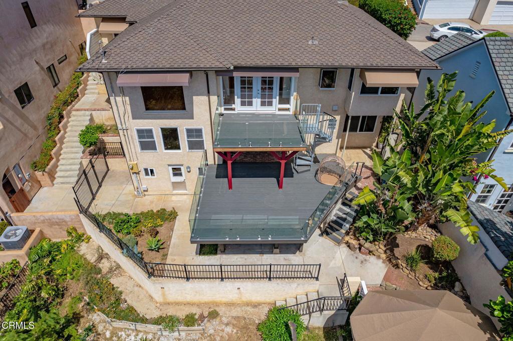 Ventura, California, 93001, United States, 3 Bedrooms Bedrooms, ,2 BathroomsBathrooms,Residential,Active,2031408