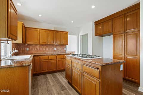 Tiny photo for 2346 Sunset Drive, Ventura, CA 93001 (MLS # V1-34922)