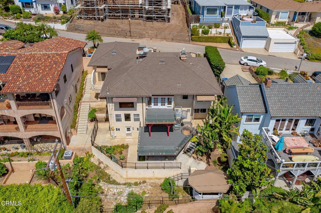 Ventura, California, 93001, United States, 3 Bedrooms Bedrooms, ,2 BathroomsBathrooms,Residential,Active,2031408