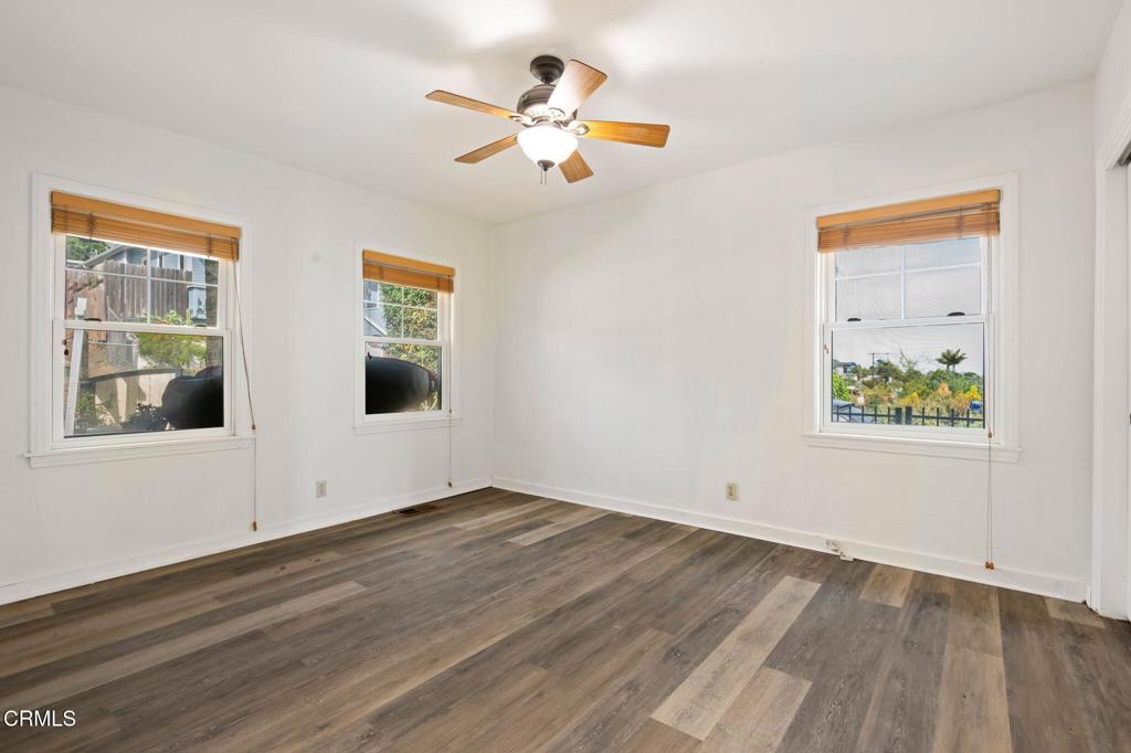 Ventura, California, 93001, United States, 3 Bedrooms Bedrooms, ,2 BathroomsBathrooms,Residential,Active,2031408