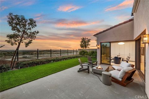 103 Winnett Irvine CA 92602