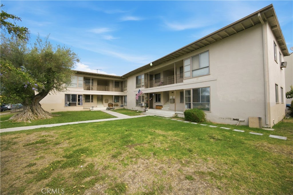 5713 Corbett