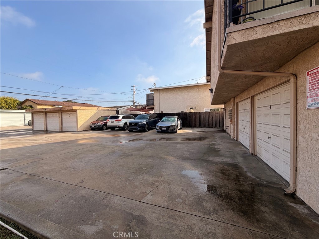 3671 Farquhar Avenue