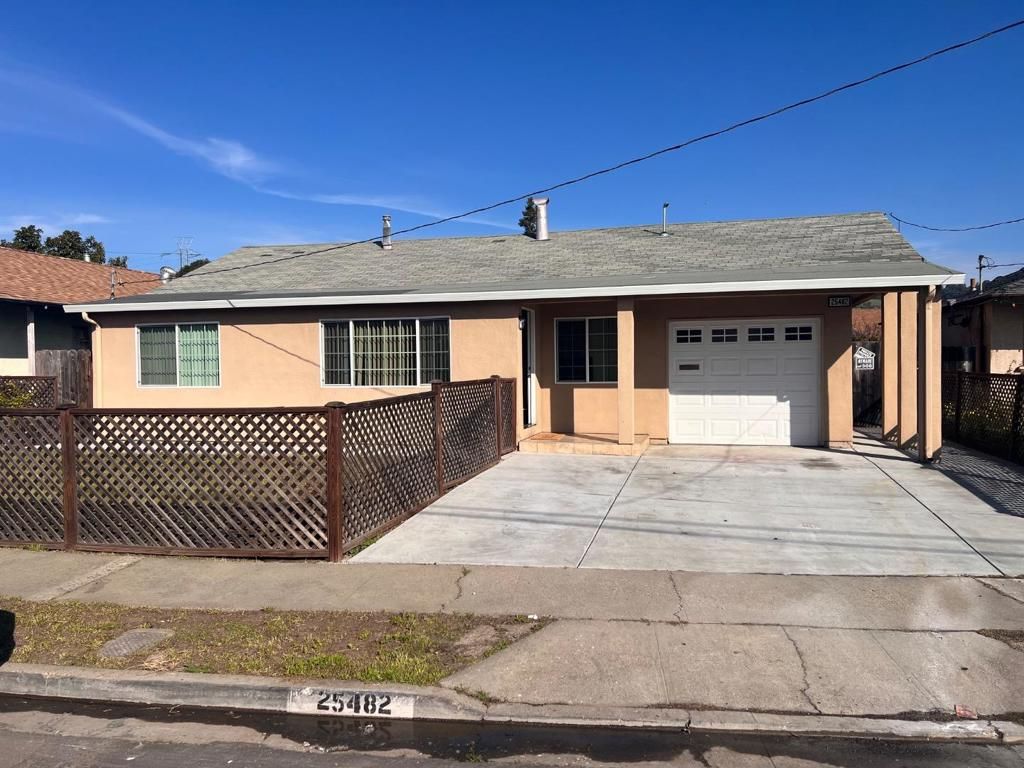 Photo of 25482 Franklin Ave Ave, Hayward, CA 94544 (MLS # ML82032450)
