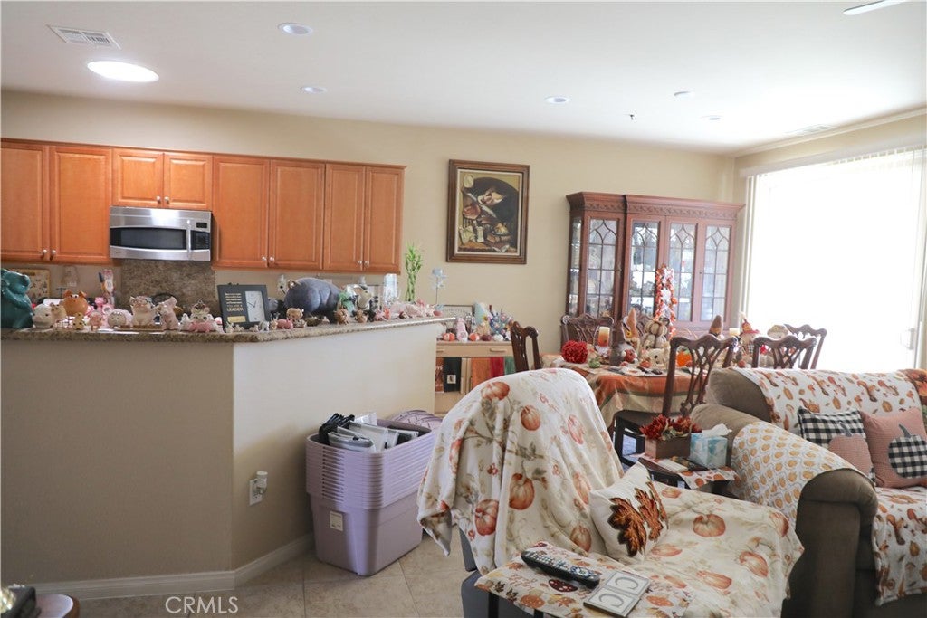 81059 Avenida Vidrio