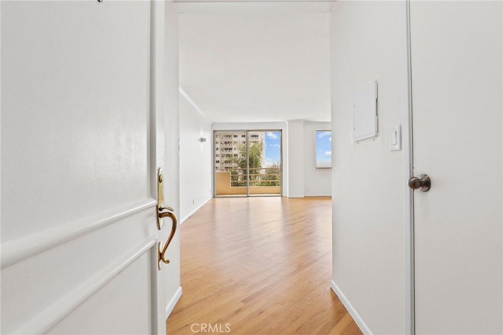 Photo of 1131 Alta Loma Road #527, West Hollywood, CA 90069 (MLS # SB25197939)