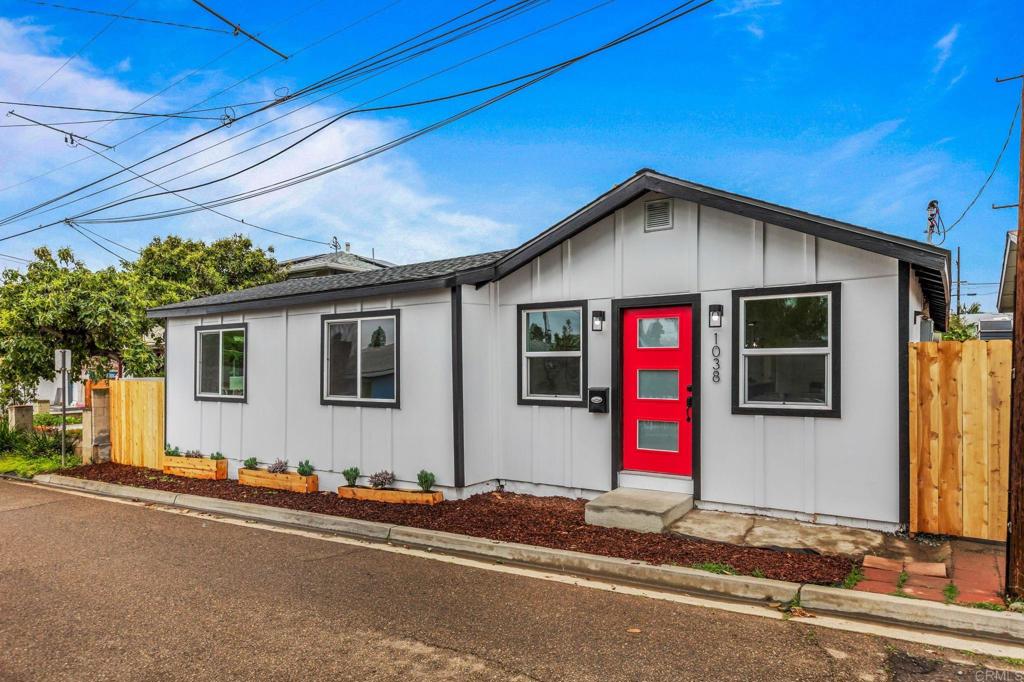 1038 Delaware Street