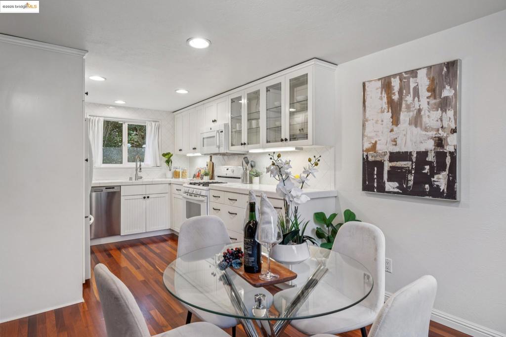 EL SOBRANTE - Residential