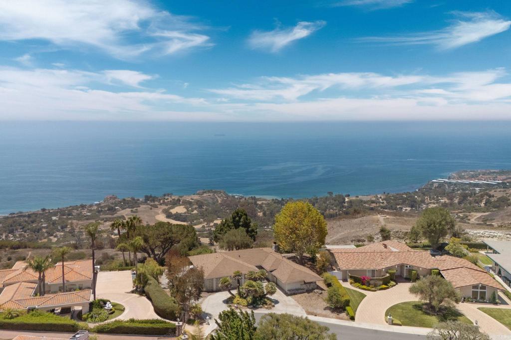 17 Amber Sky Dr