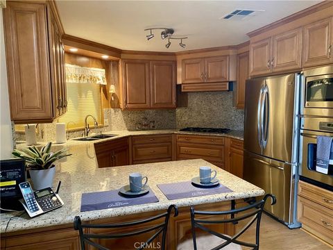 210 Lakepark Drive Placentia CA 92870