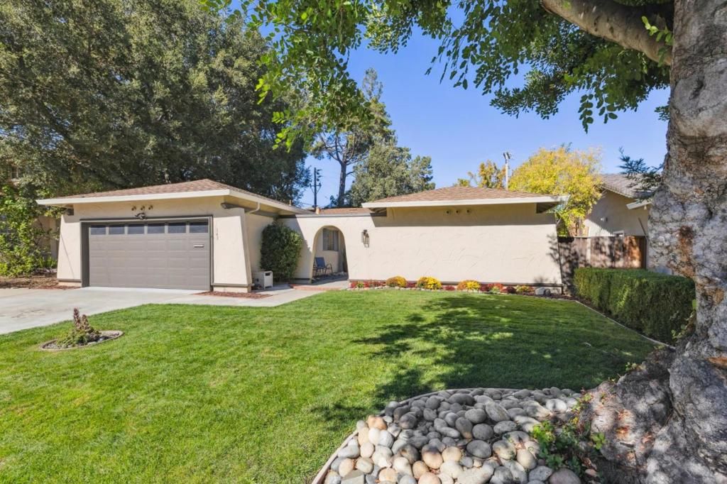 Photo of 141 Carlisle Way, Sunnyvale, CA 94087 (MLS # ML82025610)