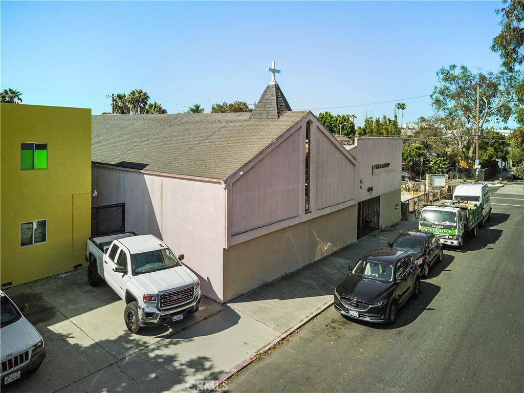 Photo of 602 Broadway Street, Venice, CA 90291 (MLS # JT25153410)