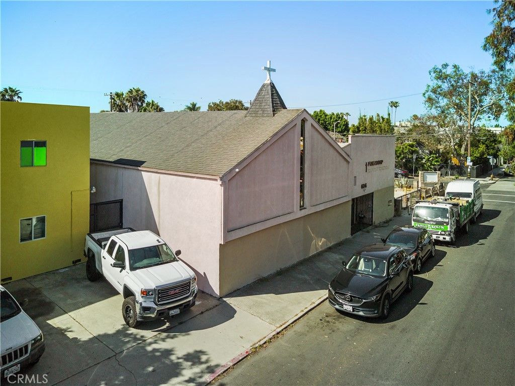 Photo of 602 Broadway Street, Venice, CA 90291 (MLS # JT25153410)