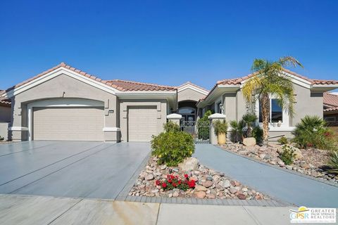 Photo of 78220 Gray Hawk Drive, Palm Desert, CA 92211 (MLS # 26647325PS)