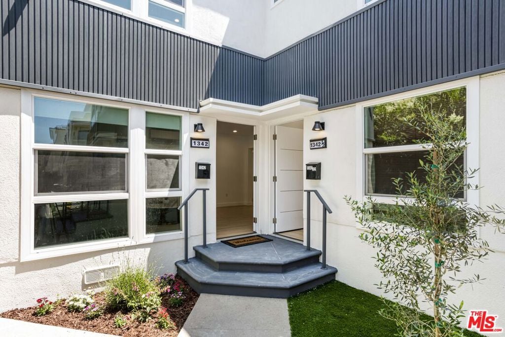 1342 S Ogden Drive