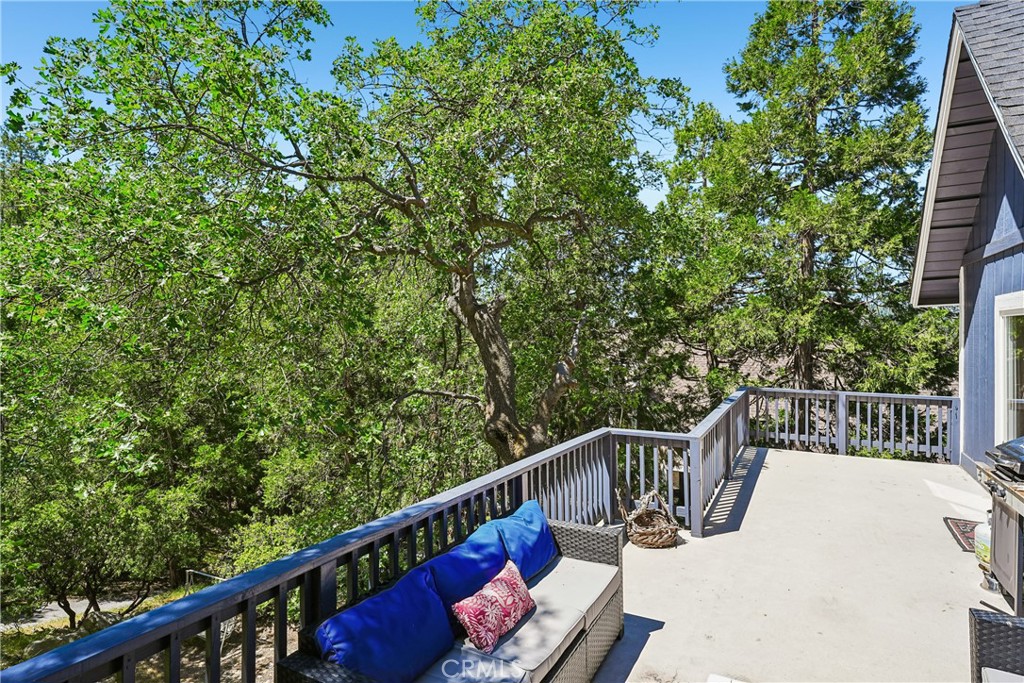 28833 Manitoba Drive