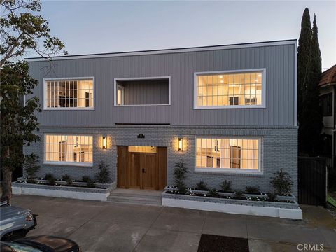 Photo of 1822 E 2nd #3, Long Beach, CA 90802 (MLS # PW26037045)