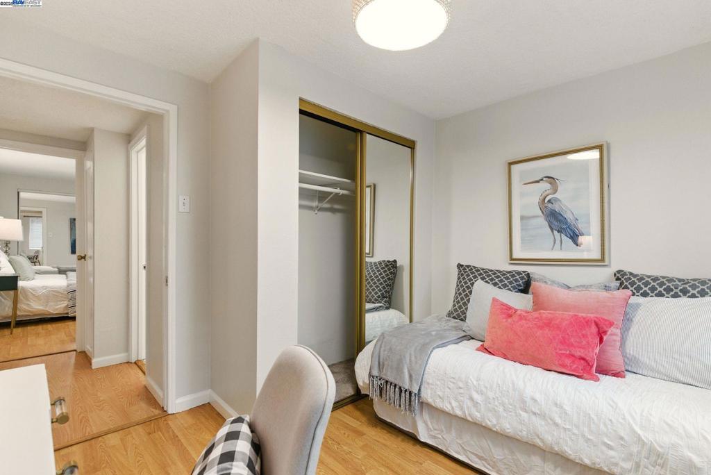 CENTRAL ALAMEDA - Residential Income
