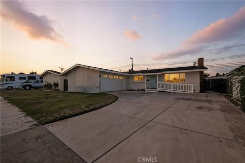 Photo of 2022 W Spruce Avenue, Orange, CA 92868 (MLS # PW25167566)