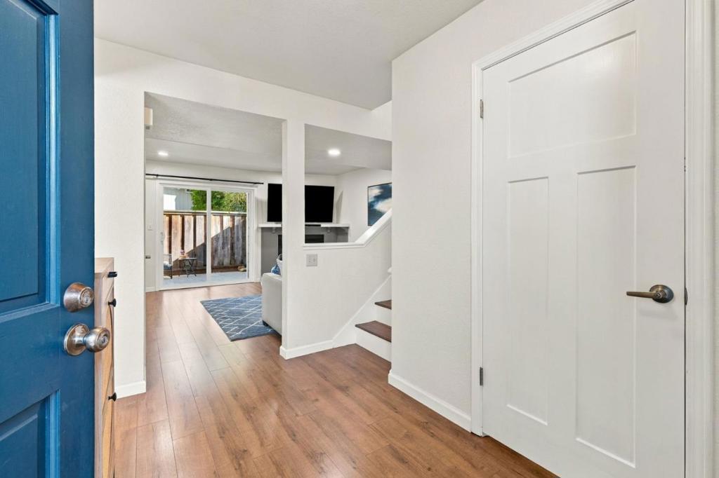 2603 Mallory Lane