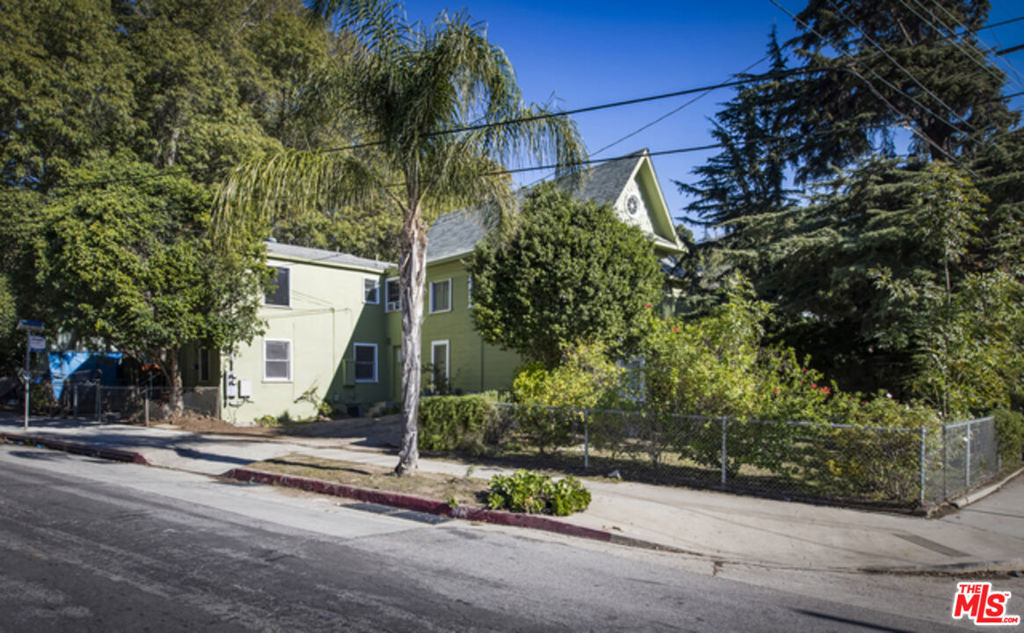 2004 Echo Park Avenue