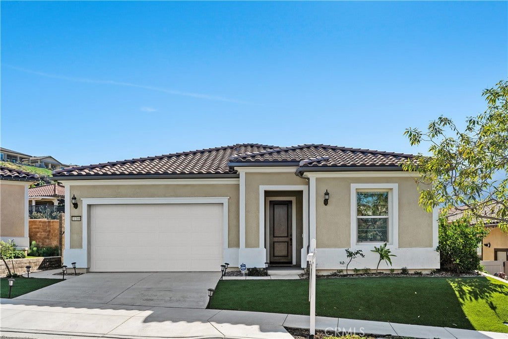 Properties 1 11169 Fourleaf Court