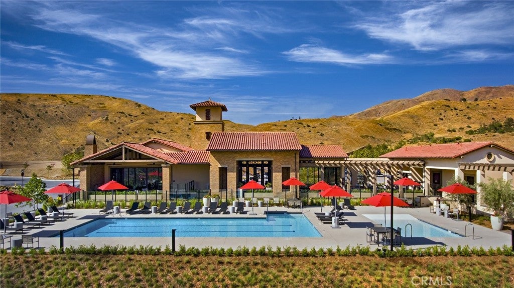 Properties 4 11169 Fourleaf Court