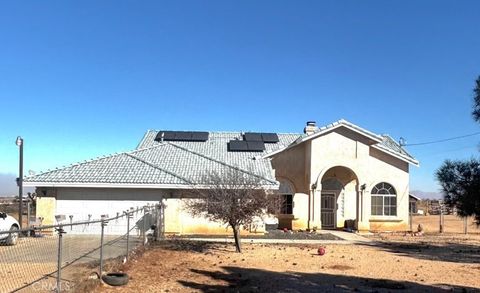 12035 Barbet Phelan CA 92371