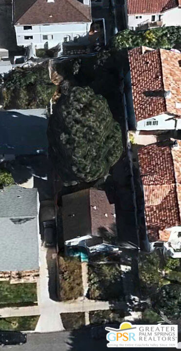 122 S Irena Avenue