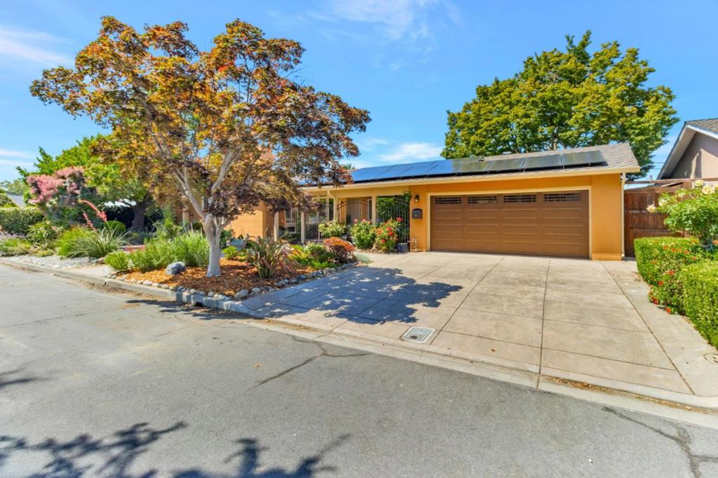 1111 Arnott Way