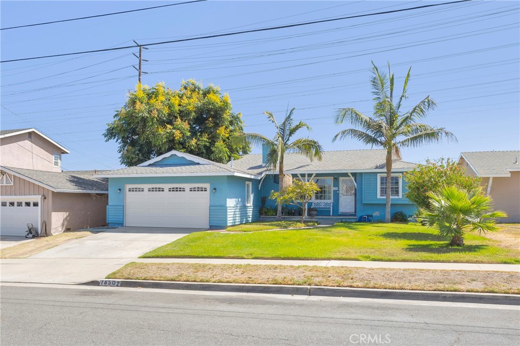 Welcome to this charming 4-bedroom, 3-bathroom home in the sought-after Flower Tract of Buena Park. Filled with potential, this home is just waiting for someone to make it their own. With a spacious layout and room for everyone, it’s the perfect place to create lasting memories.
Tucked away in a quiet, family-friendly neighborhood, you’ll enjoy being just a short walk from Boisseranc Park, where you can spend afternoons at the playground, take a stroll, or enjoy a picnic. For weekends full of fun, you’re only minutes from Knott’s Berry Farm, a short drive from Disneyland, and surrounded by endless entertainment and dining options. Plus, with easy freeway access, commuting and exploring all of Southern California couldn’t be more convenient.
This home offers the ideal combination of comfort, convenience, and opportunity—all in a location you’ll love. Come see the possibilities and imagine your future here!
