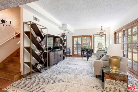 Tiny photo for 4151 Terraza Drive, Los Angeles, CA 90008 (MLS # 25618005)